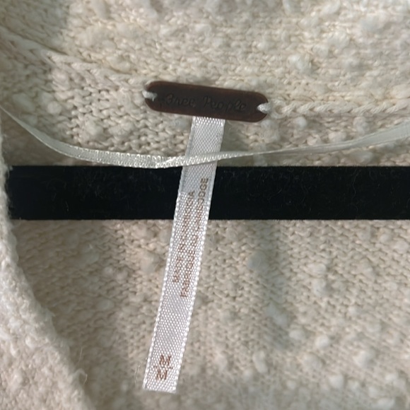 Free People Found my Friend Cardigan Medium VGUC - Picture 6 of 7